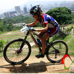 ELISA MARIA “CHICHI” GARCIA VOLO EN EL CERRO NUTIBARA