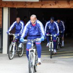 Selección de Fútbol de Francia sale a pedalear.