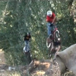 Via de Escape Hace Nota de Dirt Jumps al lado de Ciudad deportiva de Zamorano