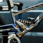 Prototipo :: Lapierre DH Bike