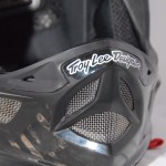Fotos :: Troy Lee Designs D3 Carbon Pinstripe 2011