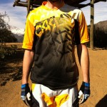 Enduro Test :: Polera Oakley Retro Fade y Short Oakley Retro Vert