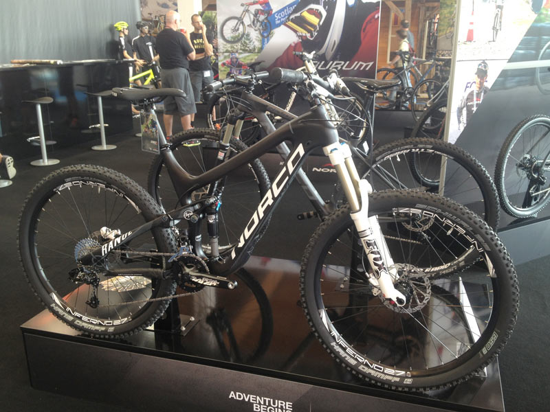 2014-Norco-Range-Carbon-160mm-enduro-mountain-bike02