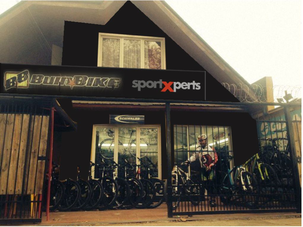 Hace ya 3 meses que Sportxperts BuinBike se encuentra operativa, desarrollando actividades como pedaleos nocturnos y paseos con sus clientes y fanáticos de las dos ruedas de los alrededores de Buin.